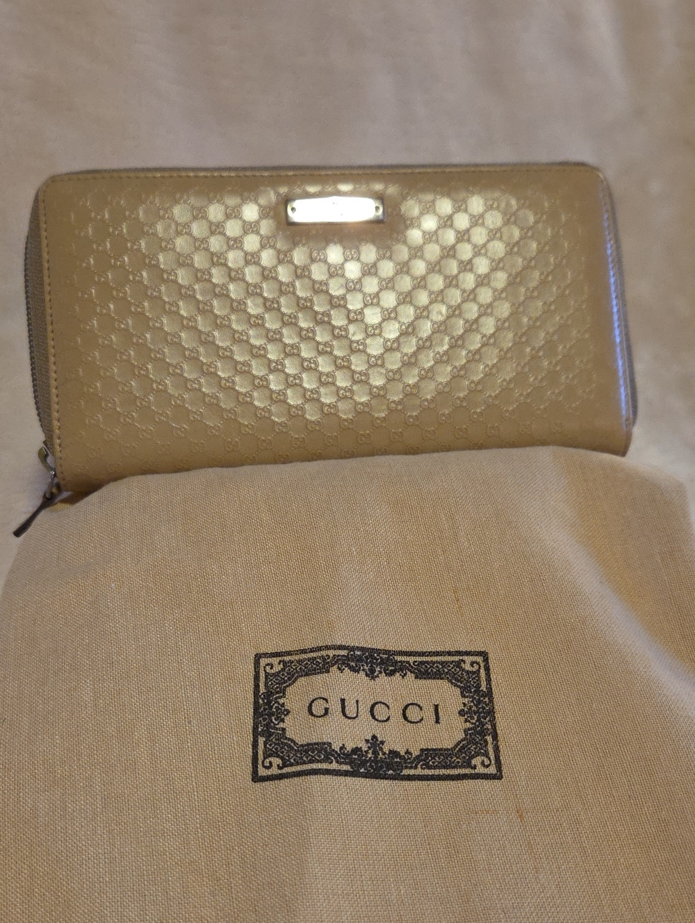 Gucci Metallic Champagne Zip-Around Continental Wallet